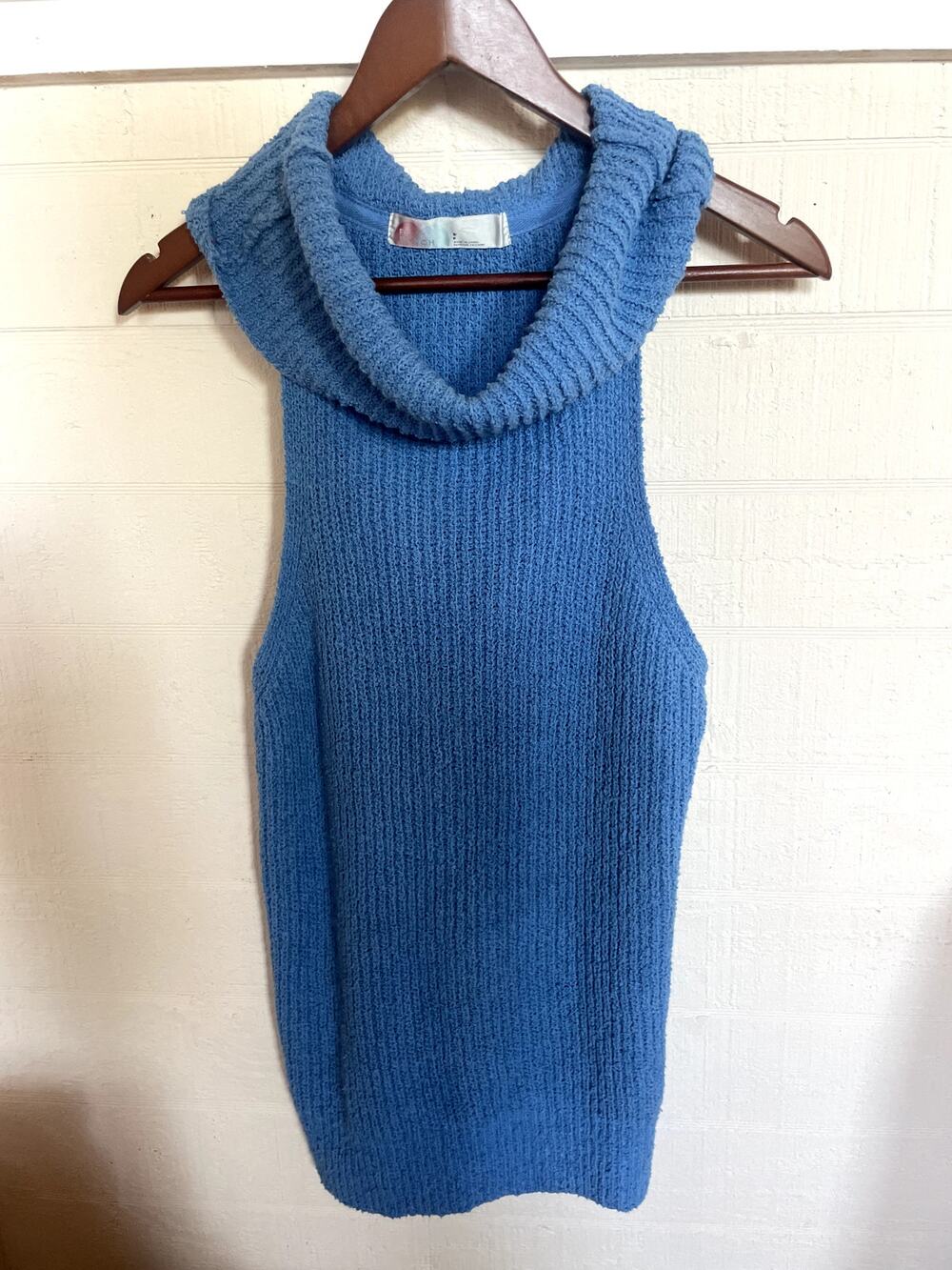 FP BEACH Free People Sky Blue Cowl Sleeveless Sweater Top CHUNKY COZY Small S
